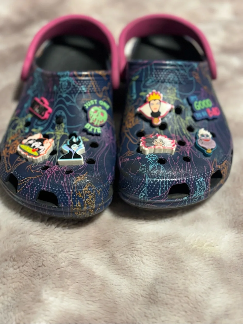 Crocs Disney Villains Classic Clogs J5 Maleficent Ursula Cruella Jibbitz